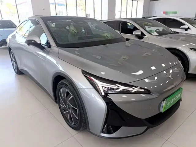 Arcfox Alpha S5 — Фото автомобиля 3