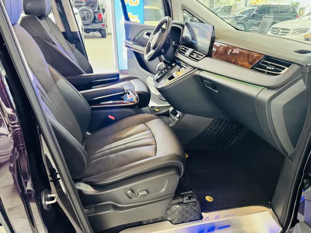 Hongqi Hongqi HQ9 2024 Model 2.0T Luxury Edition — Фото автомобиля 8