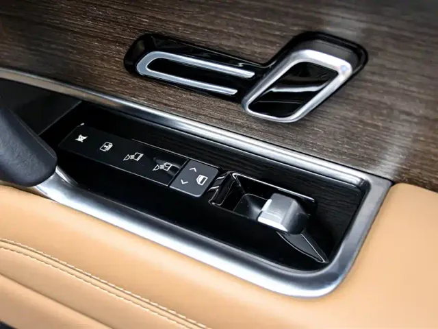 Land Rover Range Rover — Фото автомобиля 26