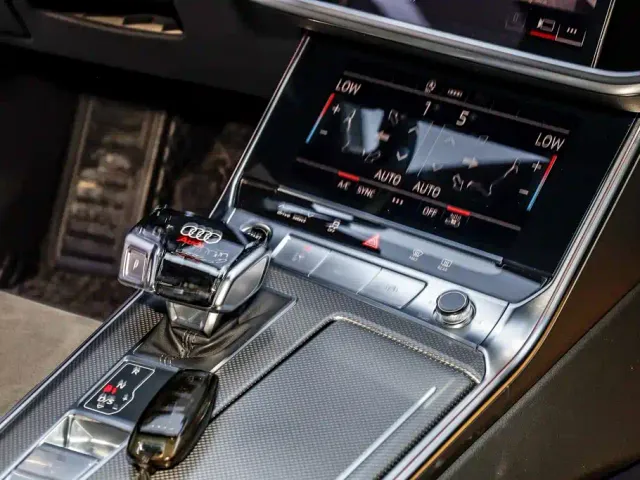 Audi A6L — Фото автомобиля 27
