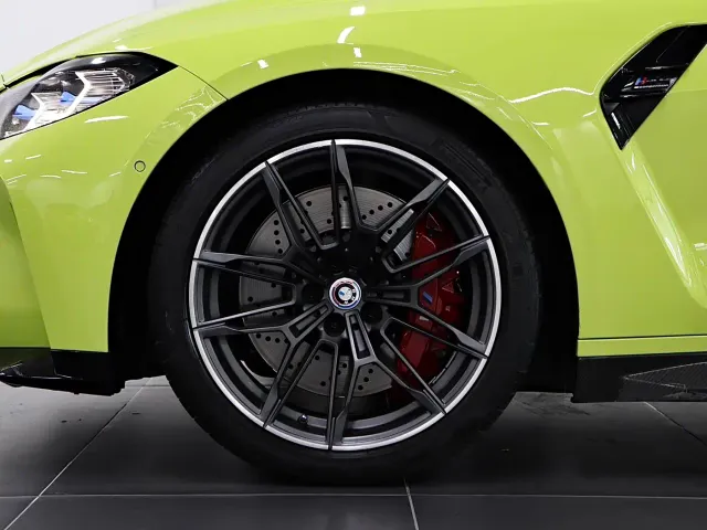 BMW M4 — Фото автомобиля 8