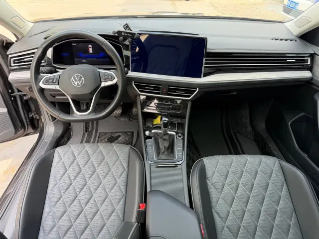 Volkswagen Sagitar — Фото автомобиля 6
