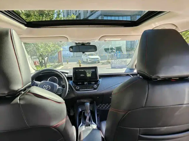 Toyota Corolla — Фото автомобиля 10