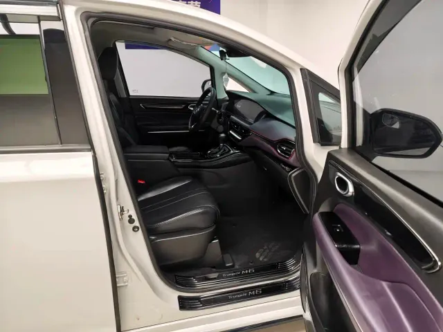 GAC Trumpchi M6 — Фото автомобиля 11