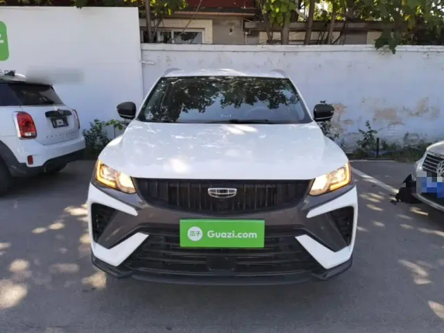 Geely Binyue — Фото автомобиля 2