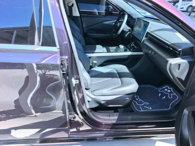 Wuling Starlight — Фото автомобиля 24