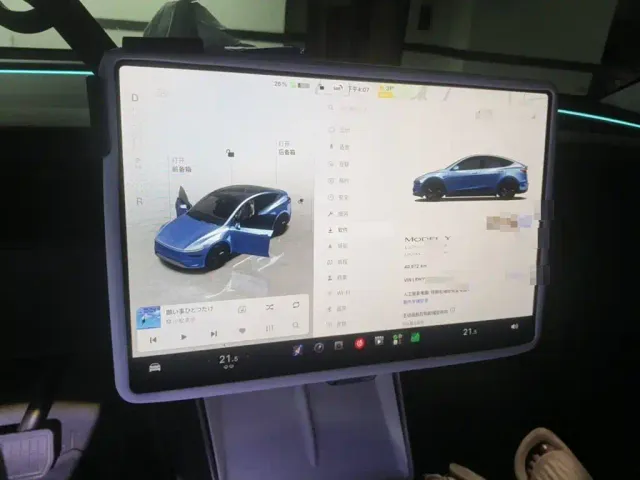 Tesla Model Y — Фото автомобиля 4