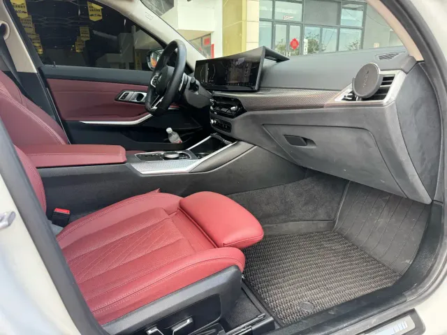 BMW 3 Series — Фото автомобиля 7