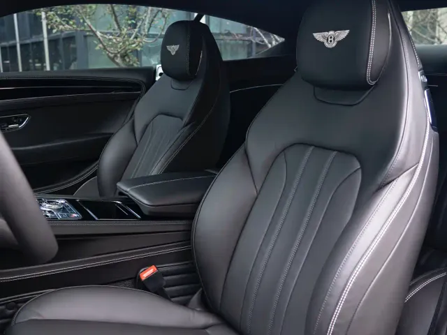 Bentley Continental — Фото автомобиля 15