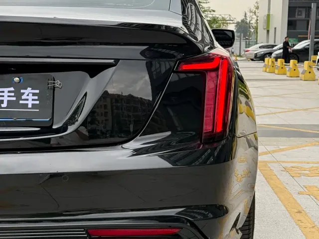 Cadillac CT5 — Фото автомобиля 14