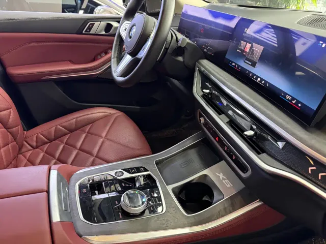 BMW X5 — Фото автомобиля 9