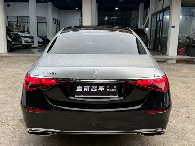 Mercedes-Benz S-Class — Фото автомобиля 18
