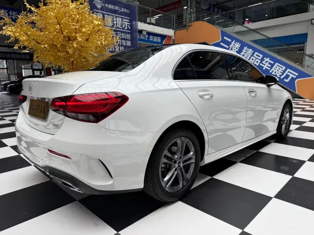 Mercedes-Benz A-Class — Фото автомобиля 7