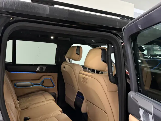 BYD FangChengBao Leopard 8 — Фото автомобиля 9
