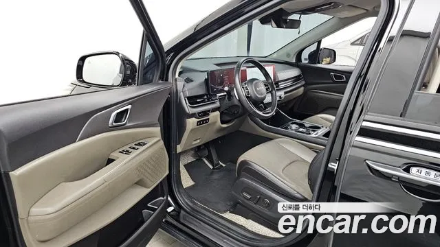Kia Carnival Generation 4 — Фото автомобиля 15