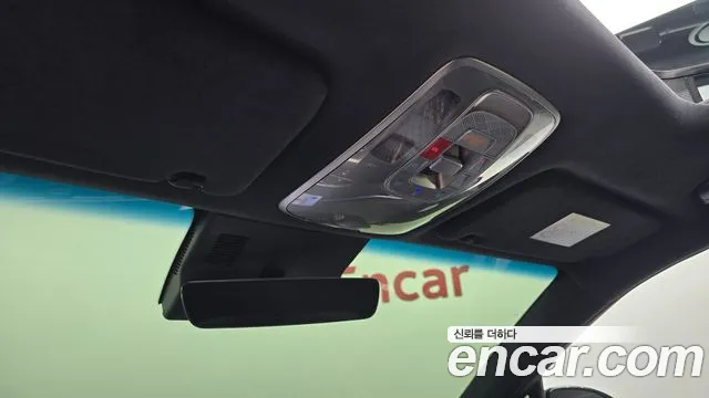 Genesis GV70 2.5T Бензин 2WD — Фото автомобиля 18