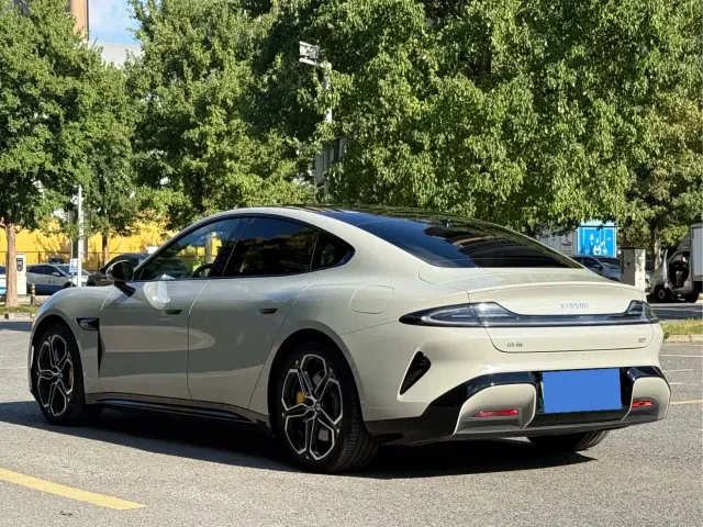Xiaomi SU7 — Фото автомобиля 4