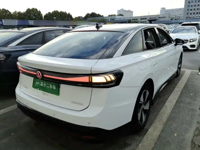 Volkswagen ID.7 Vizzion — Фото автомобиля 6