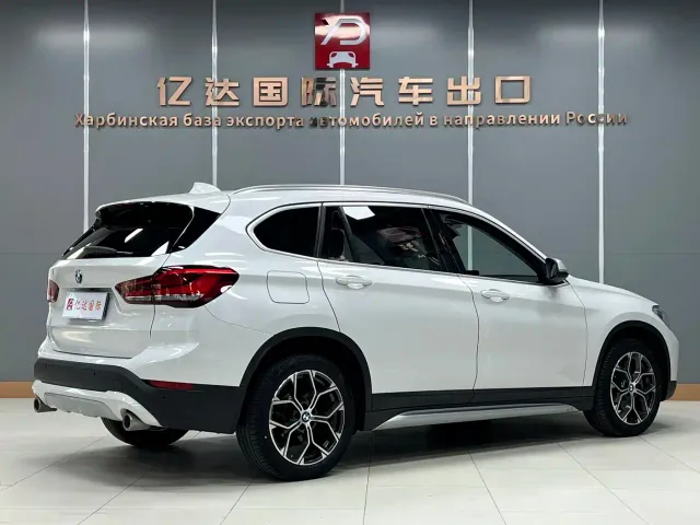 BMW X1 — Фото автомобиля 6