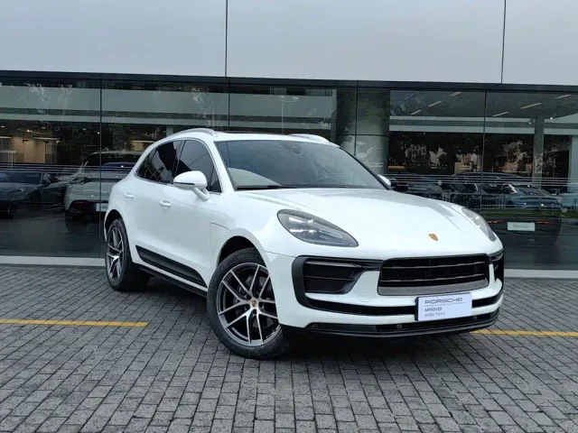 Porsche Macan — Фото автомобиля 9