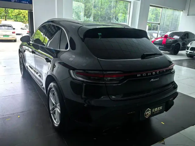 Porsche Macan — Фото автомобиля 8