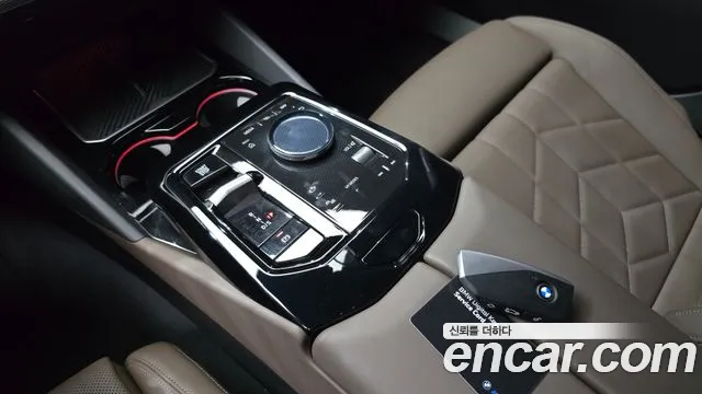 BMW 5-Series — Фото автомобиля 9