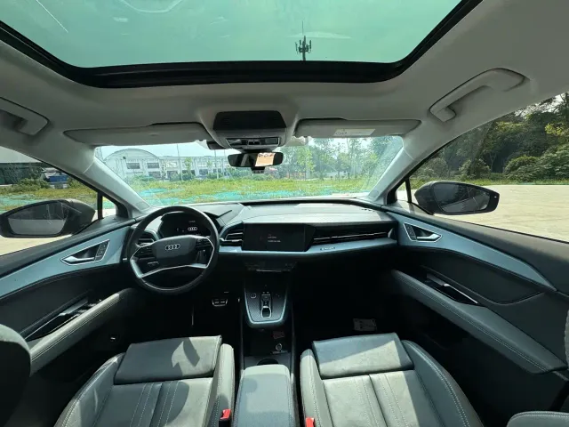 Audi Q5 e-tron — Фото автомобиля 6