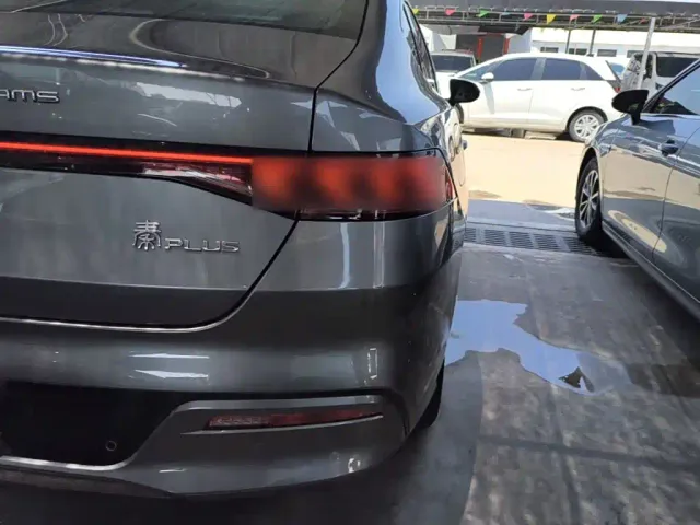 BYD Qin PLUS — Фото автомобиля 7