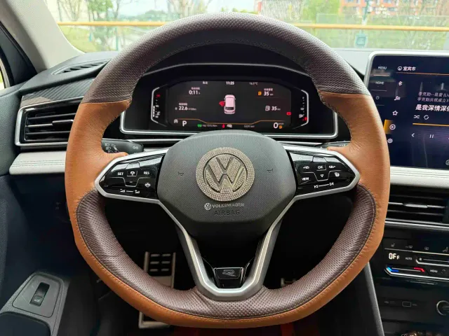 Volkswagen Tiguan L — Фото автомобиля 20