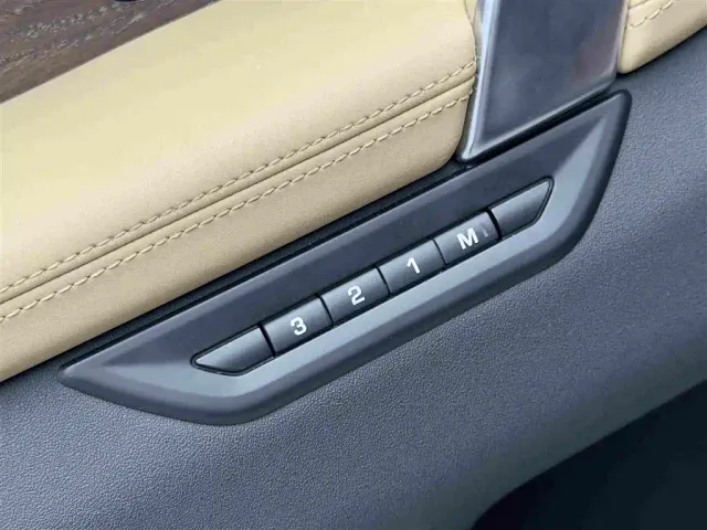 Land Rover Discovery Sport — Фото автомобиля 18