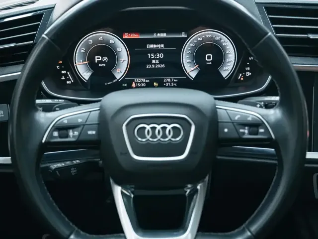 Audi Q3 — Фото автомобиля 13