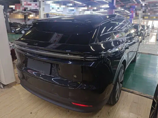 Li Auto i6 — Фото автомобиля 6