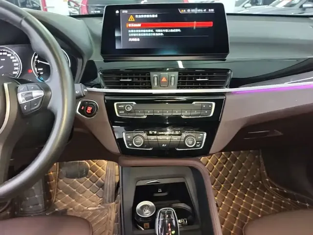 BMW X1 — Фото автомобиля 12