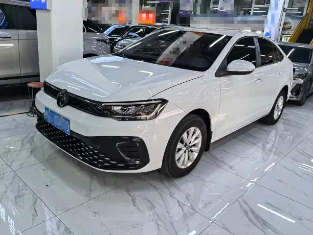 Фотография автомобиля — Volkswagen Lavida