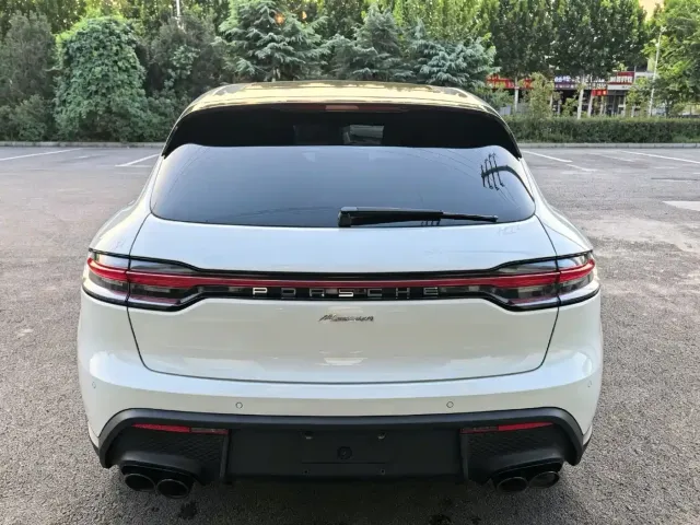 Porsche Macan — Фото автомобиля 4