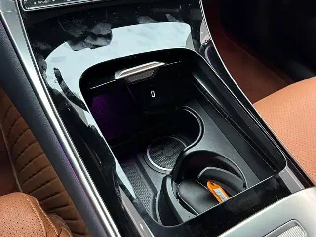 Mercedes-Benz GLC-Class — Фото автомобиля 16