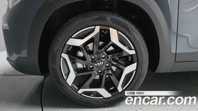 Kia Seltos Новый Seltos Бензин 2.0 2WD — Фото автомобиля 5