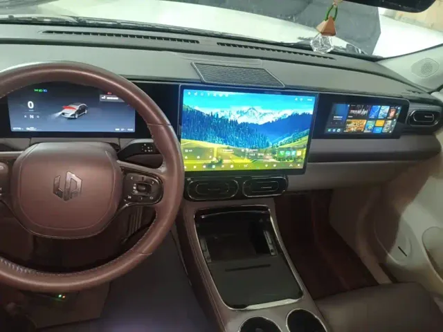 Leapmotor Leapmotor C11 2024 Pure Electric 580 Premium Edition — Фото автомобиля 9