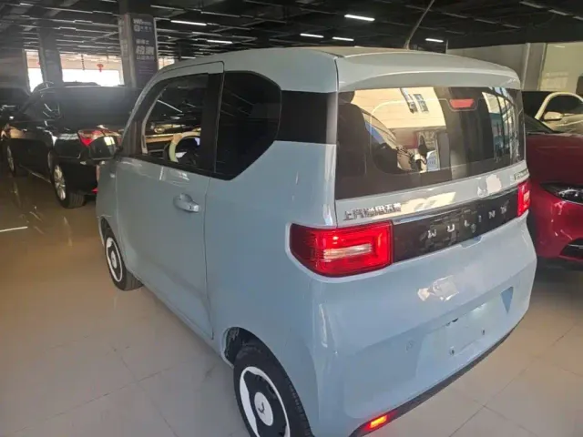 Wuling Hongguang Mini EV — Фото автомобиля 4