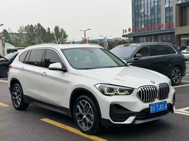 BMW X1 — Фото автомобиля 3