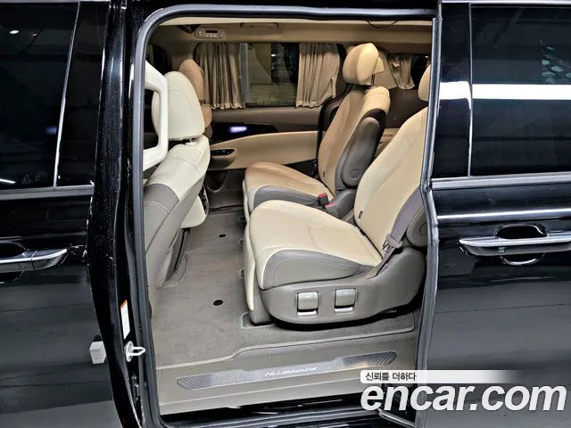 Kia Carnival 4th Gen — Фото автомобиля 8