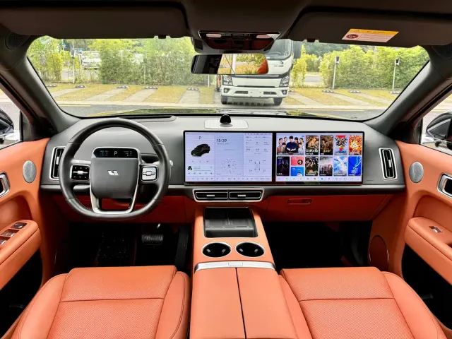 Li Auto L9 — Фото автомобиля 7