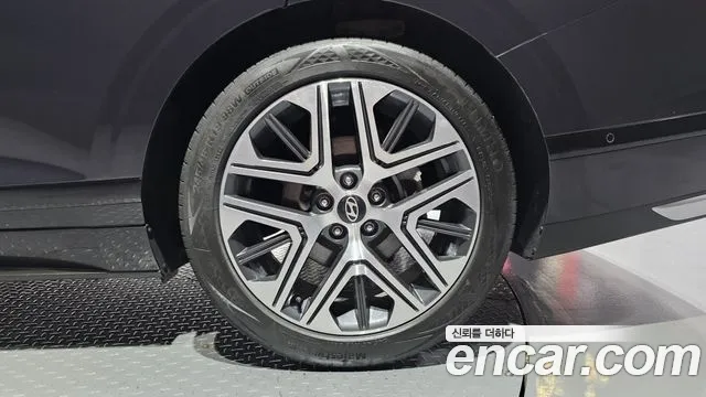 Hyundai Grandeur Grandeur (GN7) 2.5 Бензин 2WD — Фото автомобиля 7