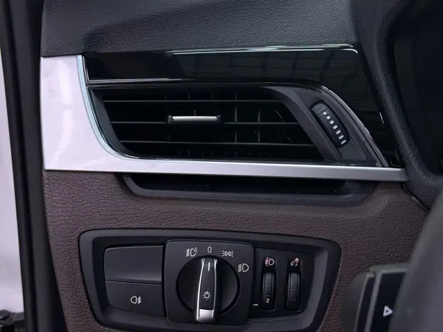 BMW X1 — Фото автомобиля 14