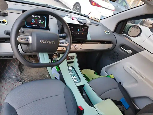 Changan Lumin — Фото автомобиля 5