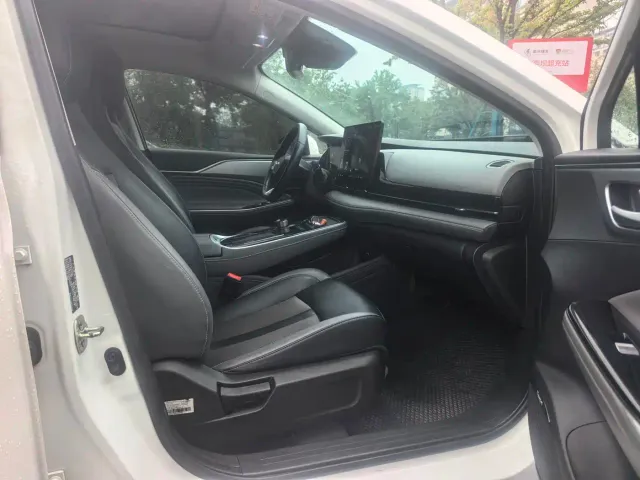 GAC Aion S Plus — Фото автомобиля 12
