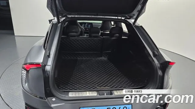 Kia EV6 — Фото автомобиля 29