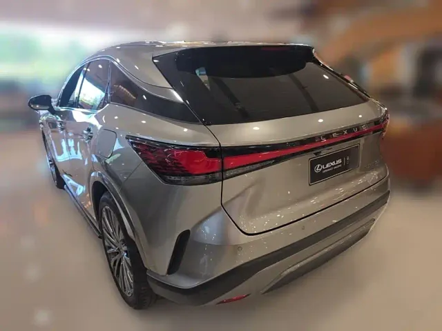 Lexus RX — Фото автомобиля 6