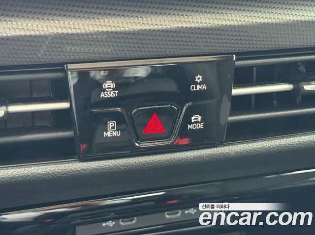 Volkswagen Golf Golf 8 поколение 2.0 TDI Prestige — Фото автомобиля 15