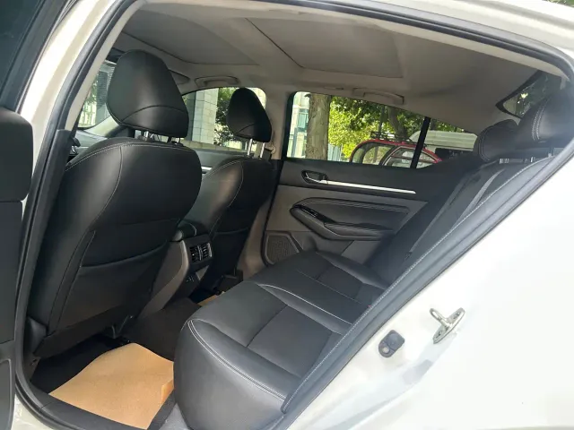 Nissan Teana — Фото автомобиля 14
